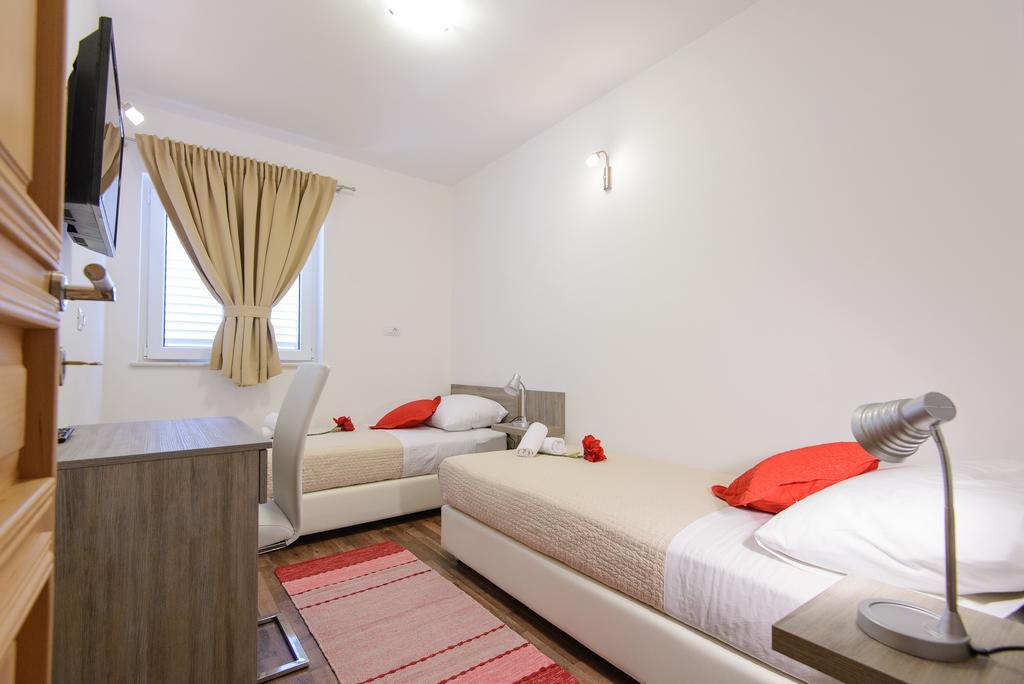 Apartment Violeta 1 With Private Terrace دوبروفينك الغرفة الصورة